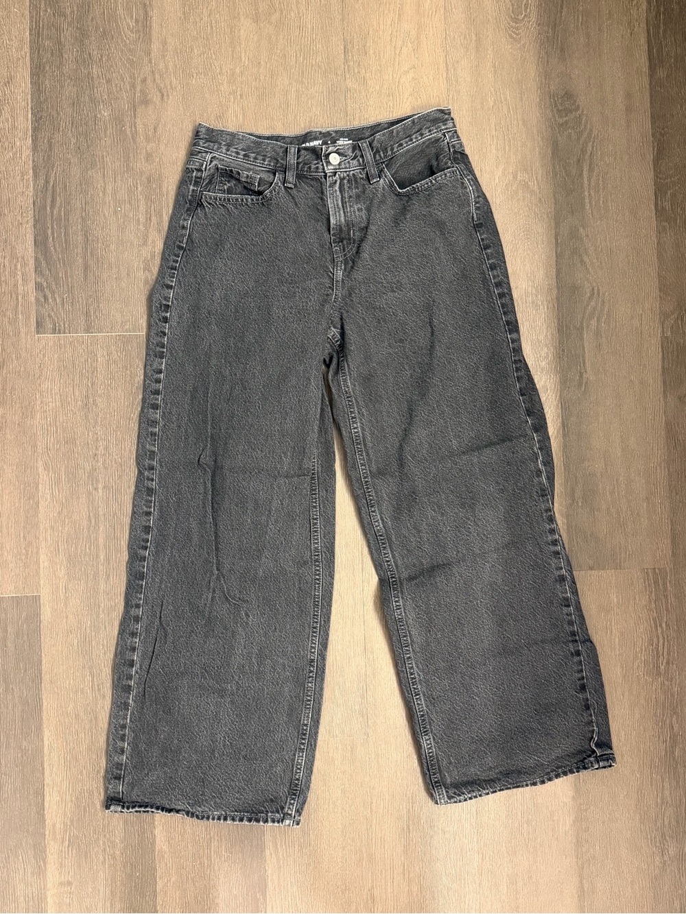 Old Navy Mid-Rise Wow Baggy Wide Leg Jeans in Washed Black